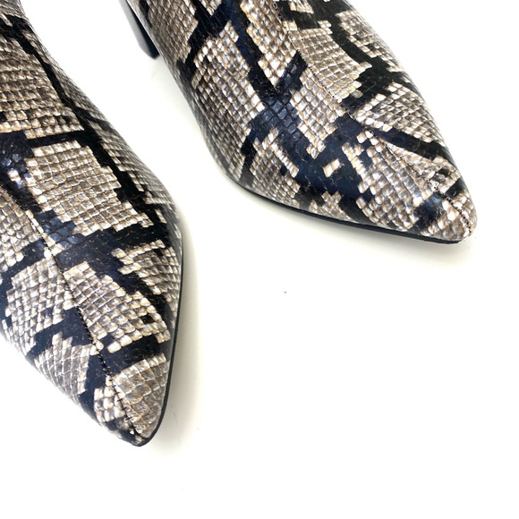 Jeffrey Campbell Women’s Snake Print Raven Pointed Toe Ankle Boots - Picture 8 of 16